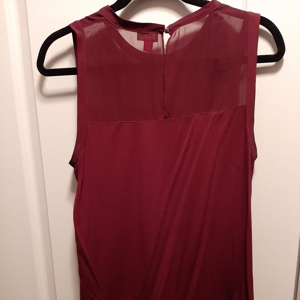 Sleeveless top